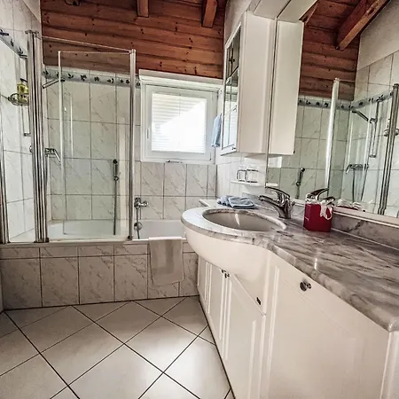 Lägenhet Chateau B-3 By Interhome *